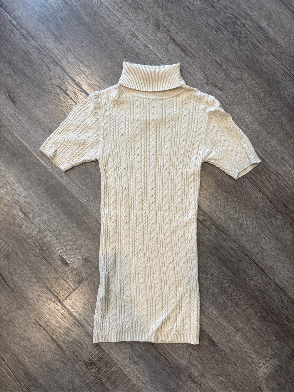 BCBGMaxAzria Cream Cable Turtleneck Short-Sleeve Sweater Dress